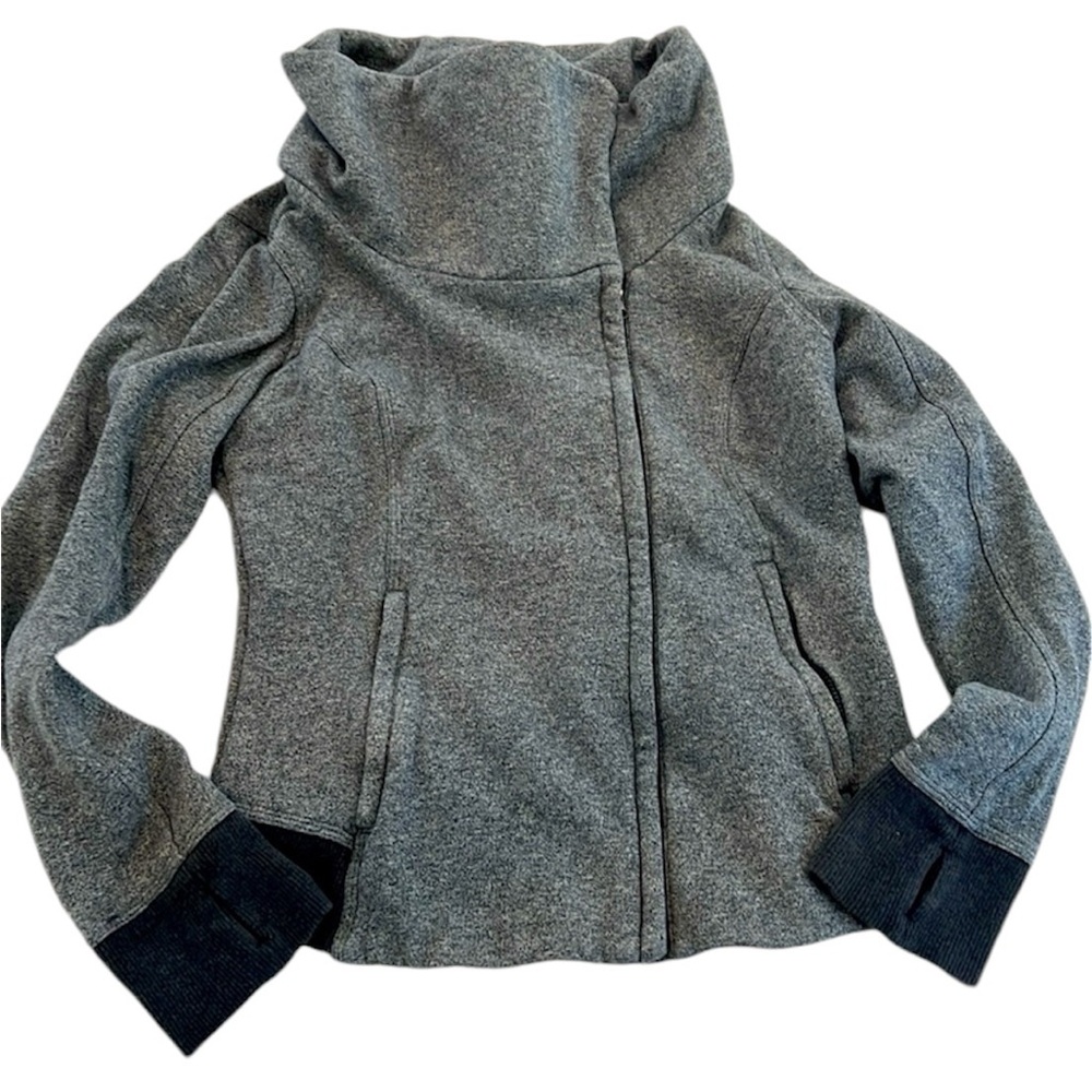 Rare Lululemon 🍋 Size 6 Cowl Neck Zip Up